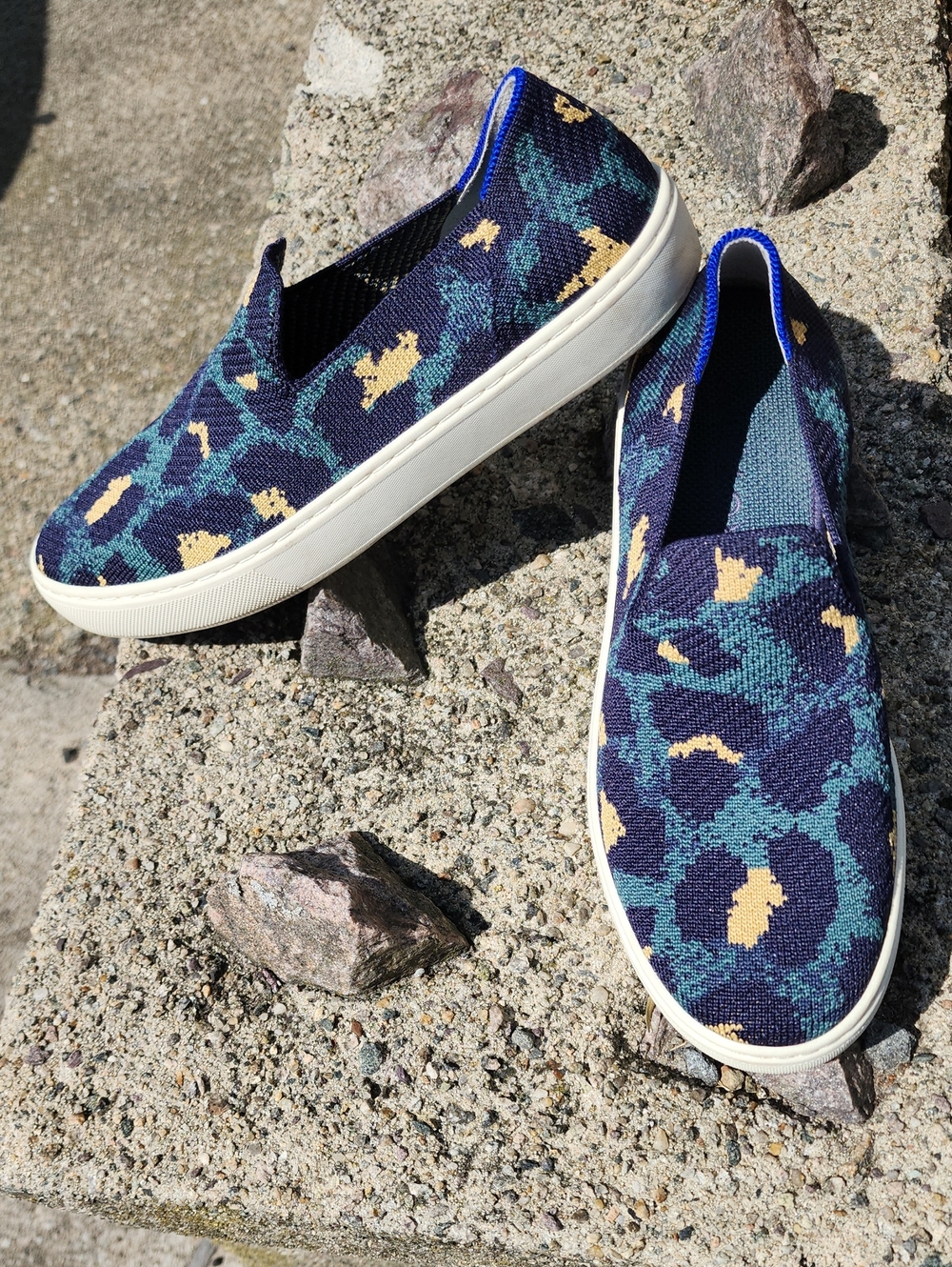 Rothy's Slip-On Knit Sneakers in Navy Teal Leopard Print sz 7.5
